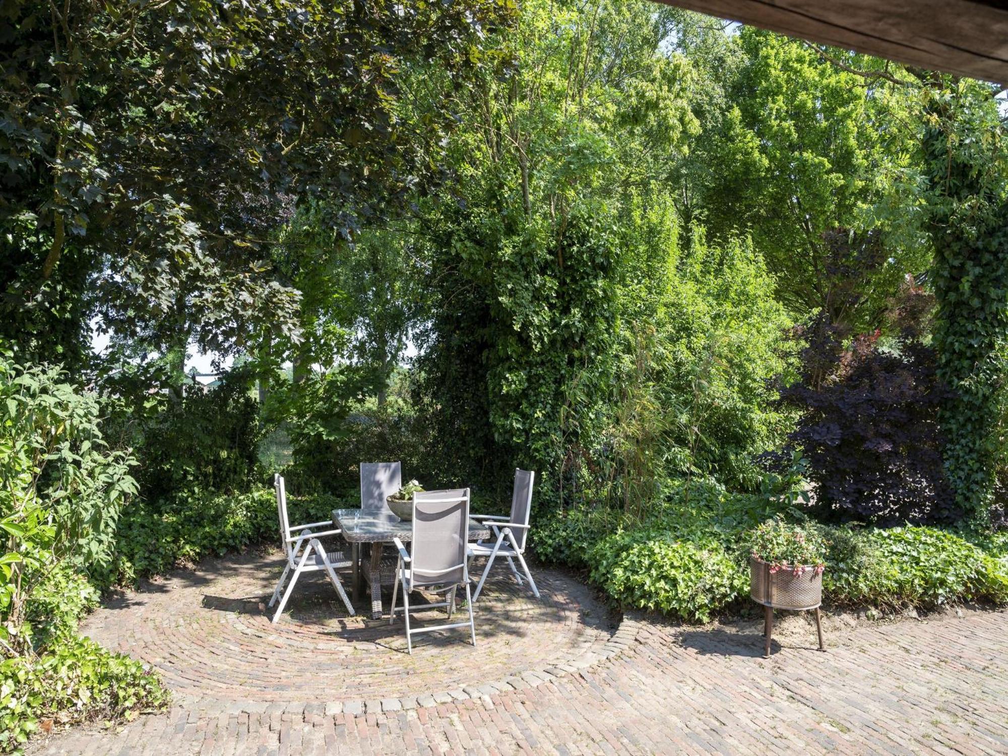 House With A Large Garden In Achterhoek Eibergen Bagian luar foto